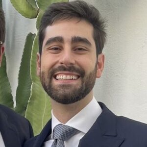enrique alumni photo