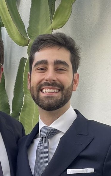 enrique alumni photo